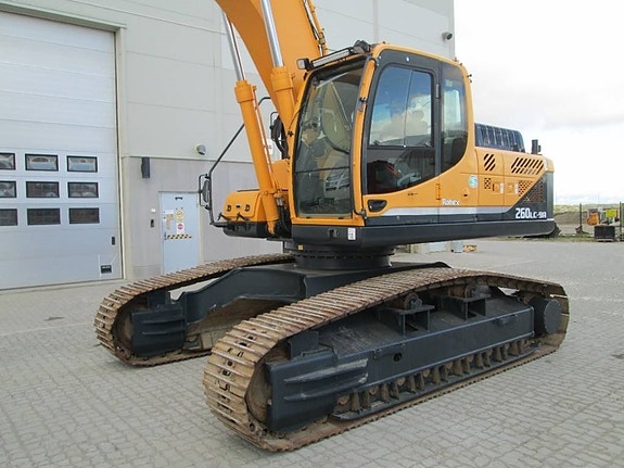 Hyundai Robex 260 LC-9 A 2 of 19