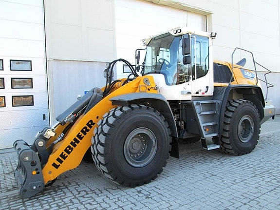 Liebherr L556 XPower 2 of 10