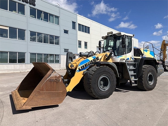 Liebherr L 580 XPower 9 of 14