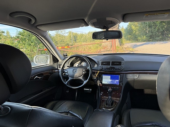 Mercedes-Benz E300 de 9 of 20