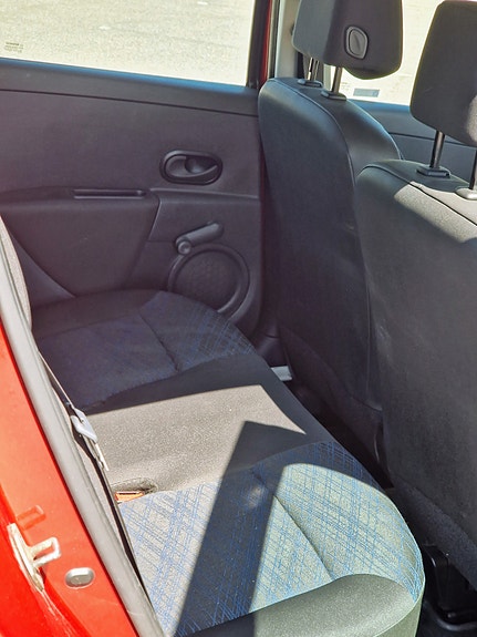 Renault Clio 3 of 8