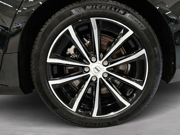 Volvo V60 14 of 14