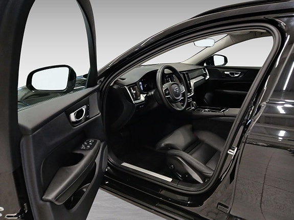 Volvo V60 11 of 14