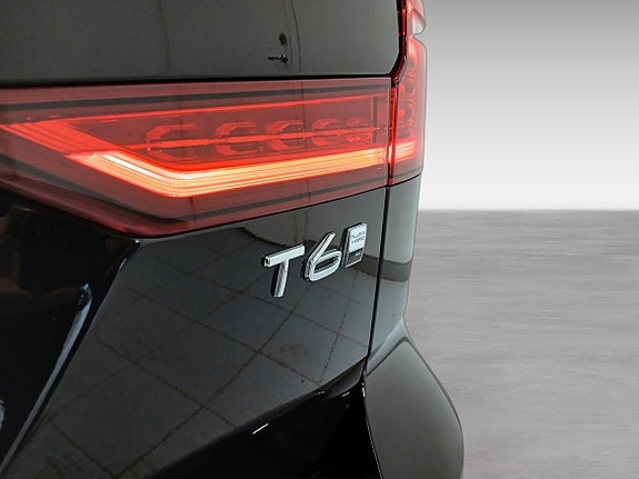 Volvo V60 13 of 14