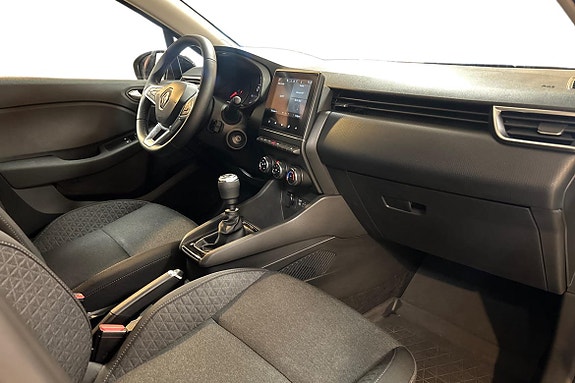 Renault Clio 10 of 14