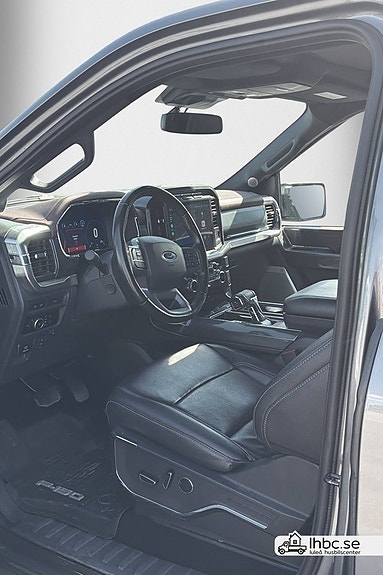 Ford F-150 11 of 19