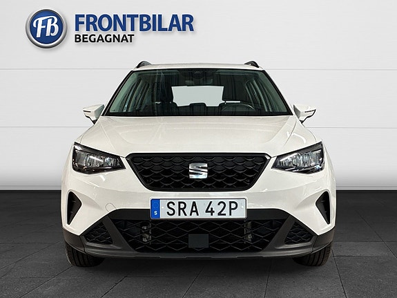 Seat Arona 2 of 5