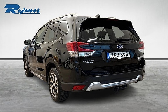 Subaru Forester 3 of 19
