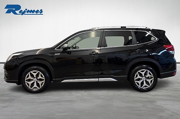 Subaru Forester 2 of 19