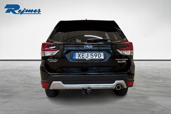 Subaru Forester 5 of 19