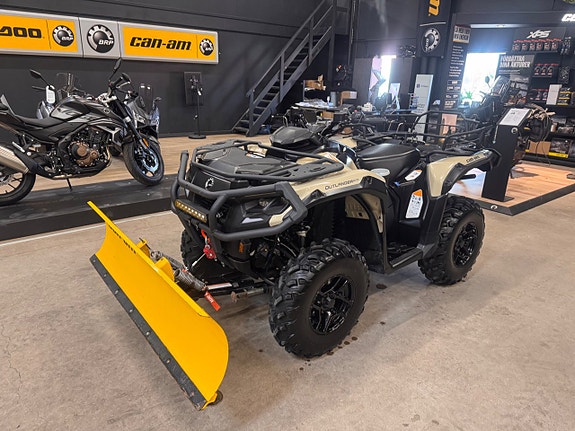 Can-Am Outlander HD5 Mycket utrustning 2 of 11