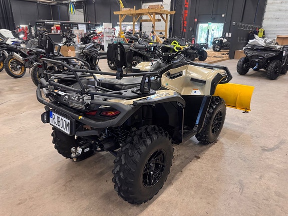 Can-Am Outlander HD5 Mycket utrustning 6 of 11