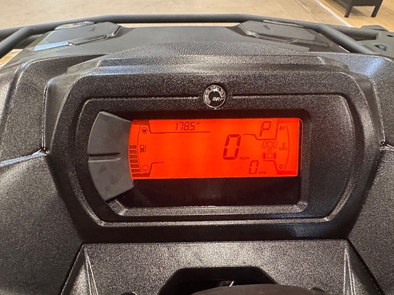 Can-Am Outlander HD5 Mycket utrustning 9 of 11