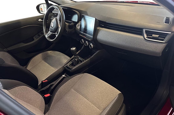 Renault Clio 10 of 15