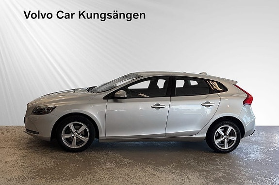 Volvo V40 3 of 5