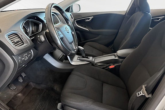 Volvo V40 7 of 20
