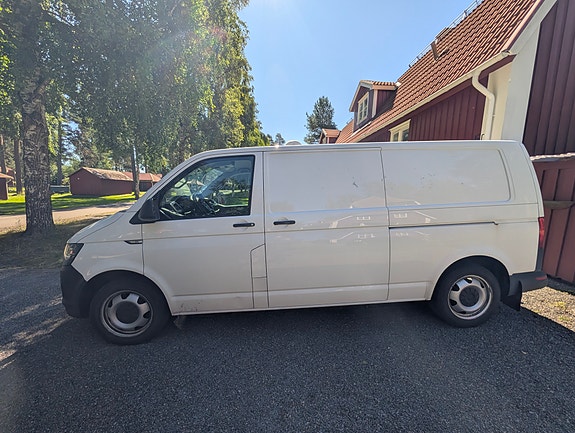Volkswagen Transporter 3 of 5