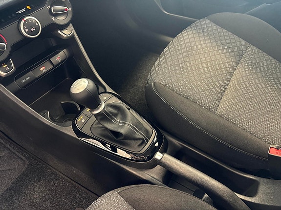 Kia Picanto 12 of 15