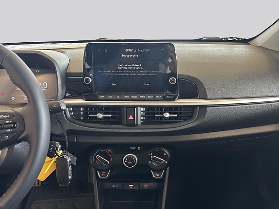 Kia Picanto 11 of 15