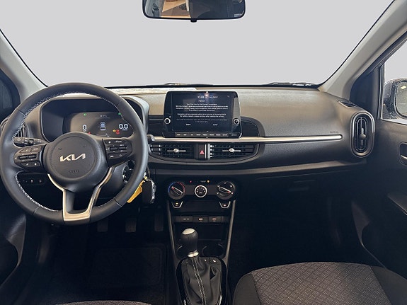 Kia Picanto 7 of 15