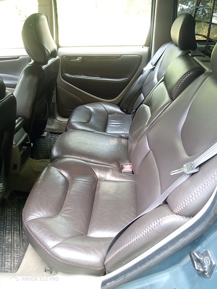 Volvo XC70 5 of 5