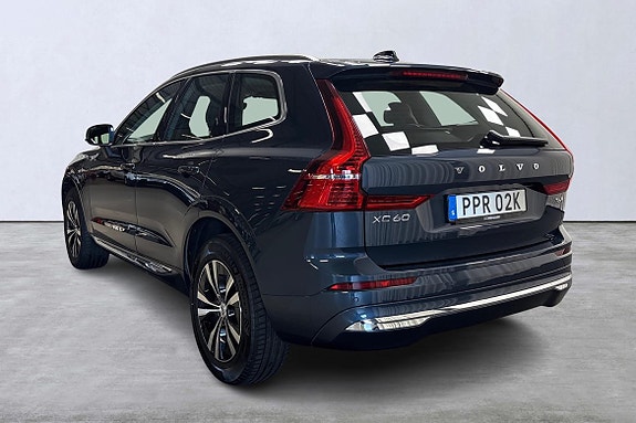 Volvo XC60 3 of 5