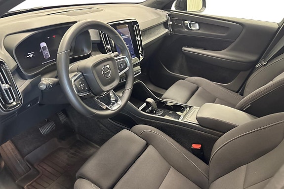 Volvo C40 8 of 24