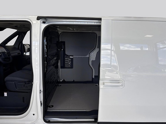 Kia PV5 9 of 15