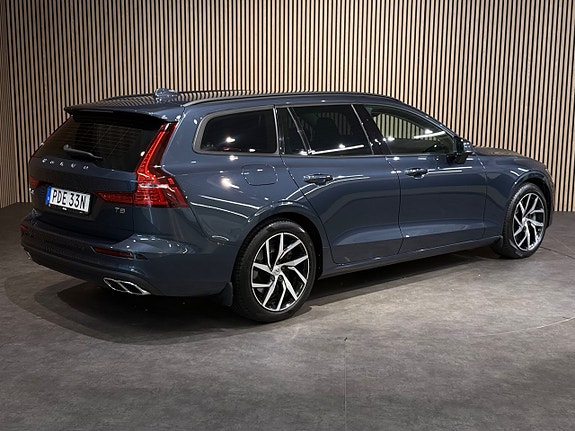 Volvo V60 4 of 5