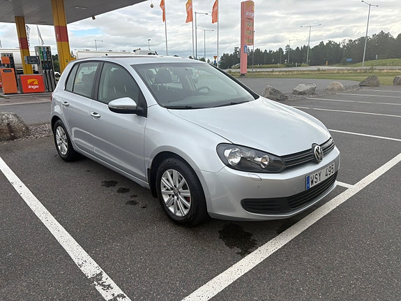 Volkswagen Golf VI 2 of 5