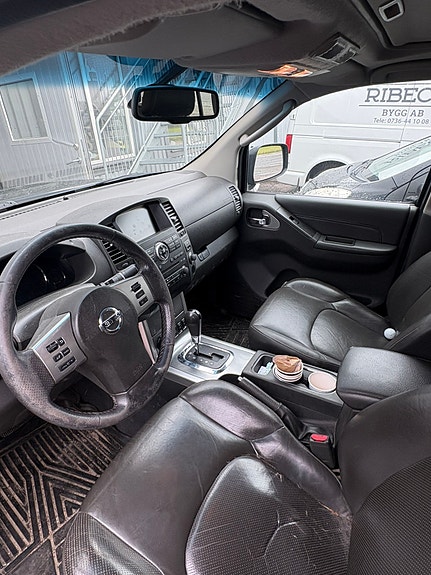 Nissan Navara 4 of 4