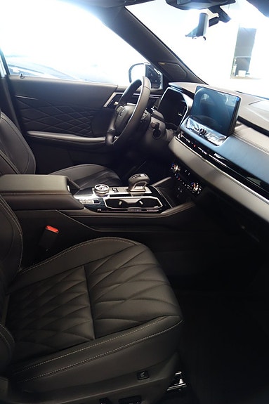 Mitsubishi Outlander 6 of 9