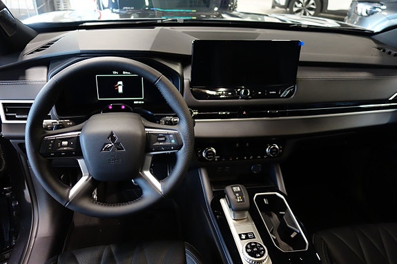 Mitsubishi Outlander 9 of 9