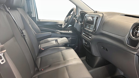 Mercedes-Benz Vito 114 3 of 9