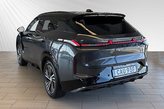 Lynk & Co 08 3 of 30