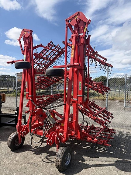 Einböck Aerostar 12m