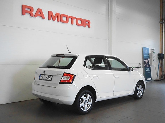 Skoda Fabia 6 of 22
