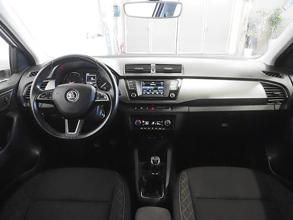 Skoda Fabia 14 of 22