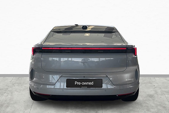 Polestar 4 5 of 30
