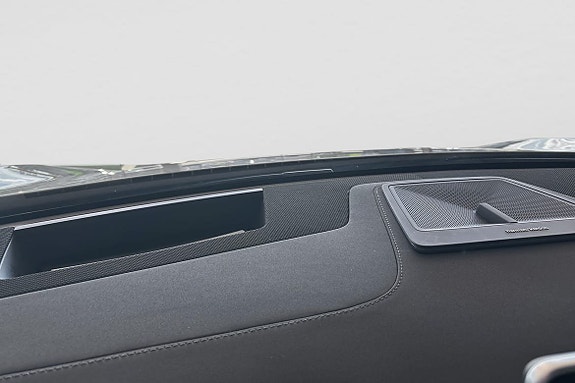 Polestar 4 27 of 30