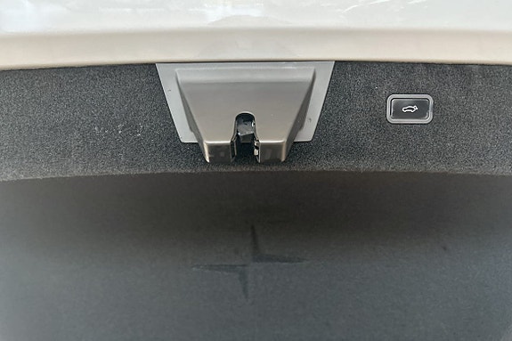 Polestar 4 19 of 30