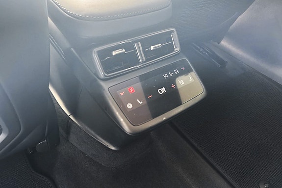 Polestar 4 22 of 30