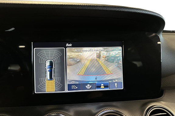 Mercedes-Benz E220 18 of 26