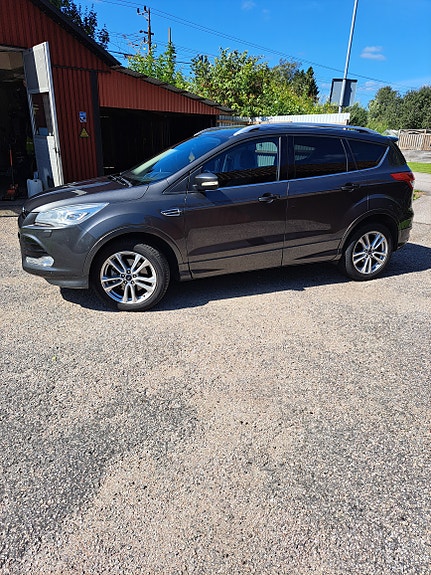 Ford Kuga 4 of 4