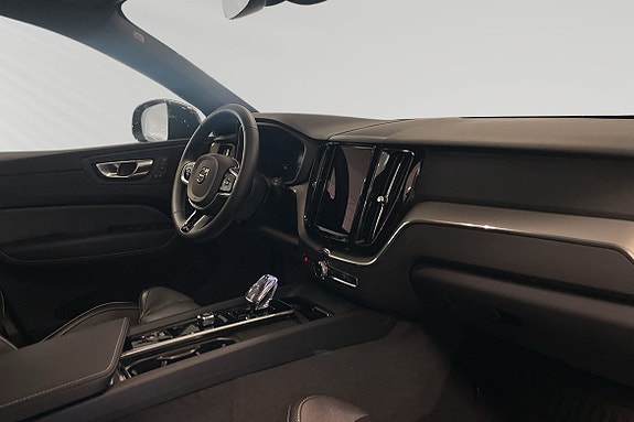 Volvo XC60 6 of 9
