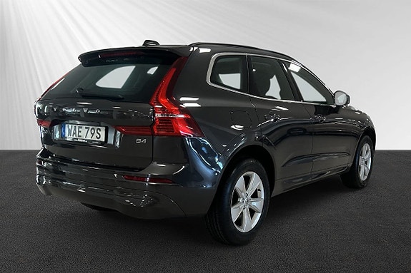 Volvo XC60 3 of 5