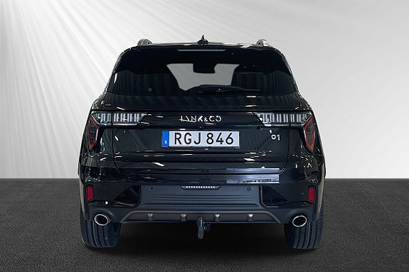 Lynk & Co 01 2 of 5