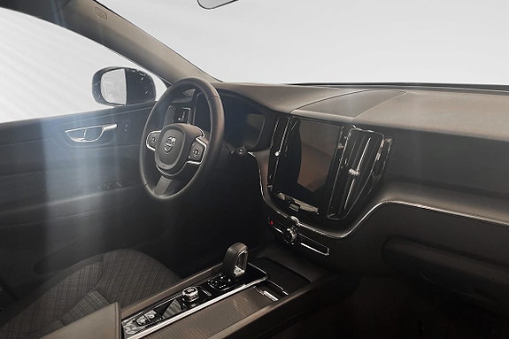Volvo XC60 6 of 9