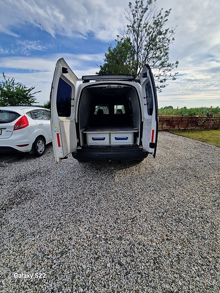 Volkswagen Caddy Maxi 5 of 7
