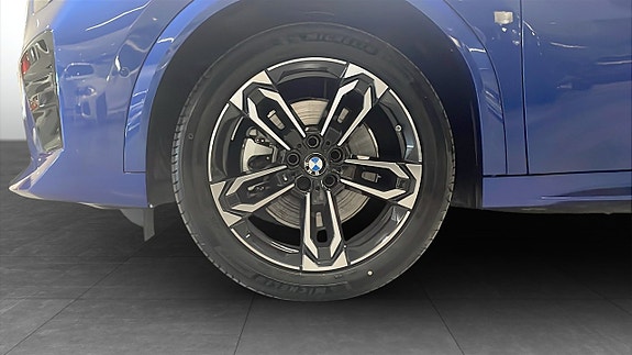 BMW iX2 9 of 9